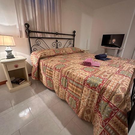 Comfort House Appartement Olbia Buitenkant foto