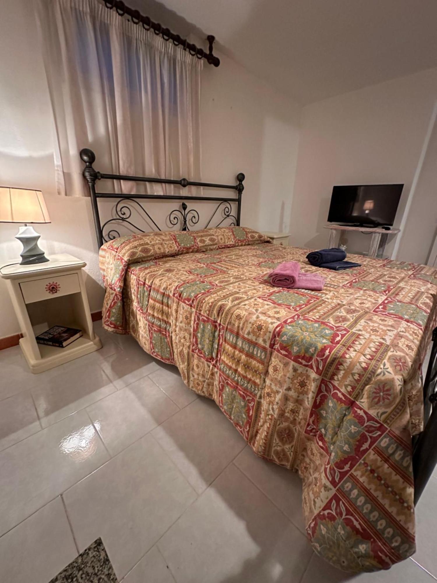 Comfort House Appartement Olbia Buitenkant foto